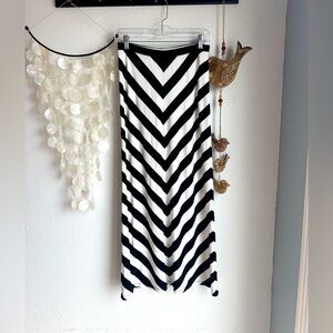 White House Black Market Maxi Skirt. Size XS.